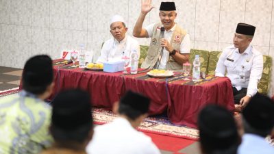 Harapan Ganjar Pranowo saat Beri Bantuan PLTS Rooftop ke Ponpes di Kudus