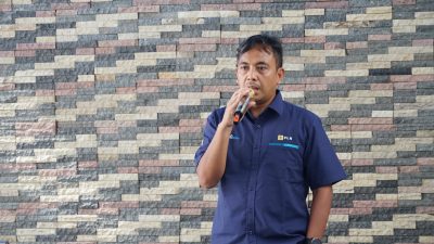 General Manager PLN UIT JBB Didik Fauzi Dakhlan saat memberikan sambutan dalam acara peresmian kantor UPT Gandul, Depok.