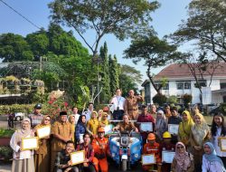 Berikan Bantuan Kendaraan Listrik di Peringatan Hari Lingkungan Hidup, Program PLN Peduli Penuh Apresiasi