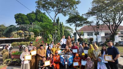 Berikan Bantuan Kendaraan Listrik di Peringatan Hari Lingkungan Hidup, Program PLN Peduli Penuh Apresiasi