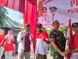 Bagikan 20 Ribu Bendera Merah Putih Sambut HUT RI ke 79