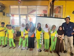 Mahasiswa KKNT IPB Gelar Program Pembuatan Kokedama di SDN Cilubang 1 Bogor